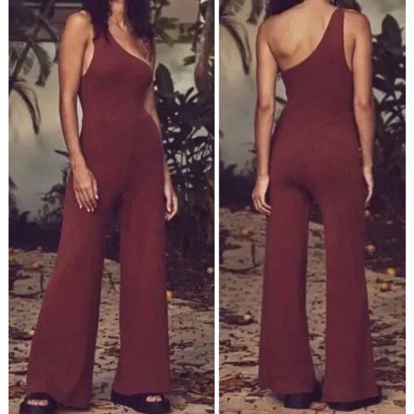 NEW Free People Beach Waverly Flare Wide Leg 1Shoulder Sweater Jumpsuit Brown XS - Picture 1 of 3
